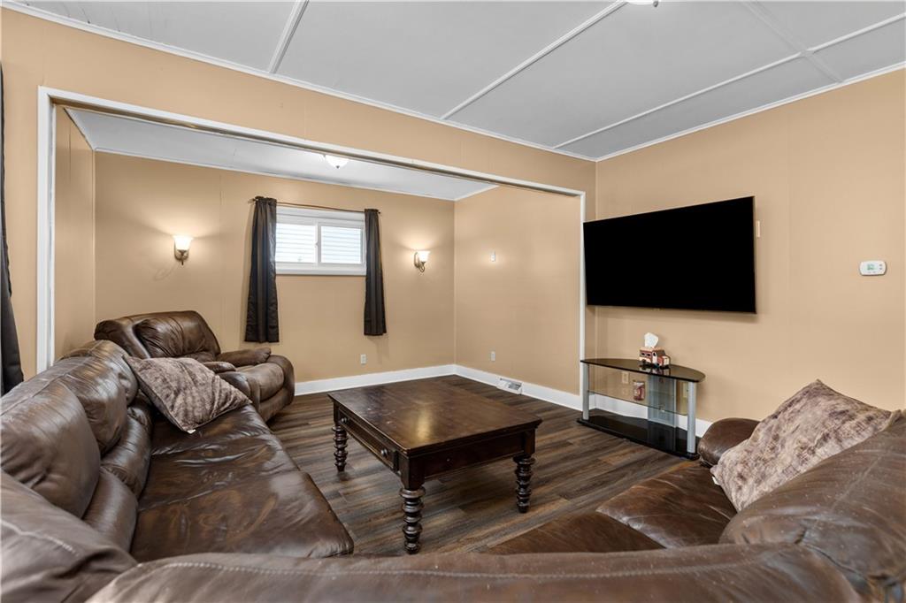 32 Forest Road Ambridge, PA 15003 - Photo 7 of 30 Gallery Image 7