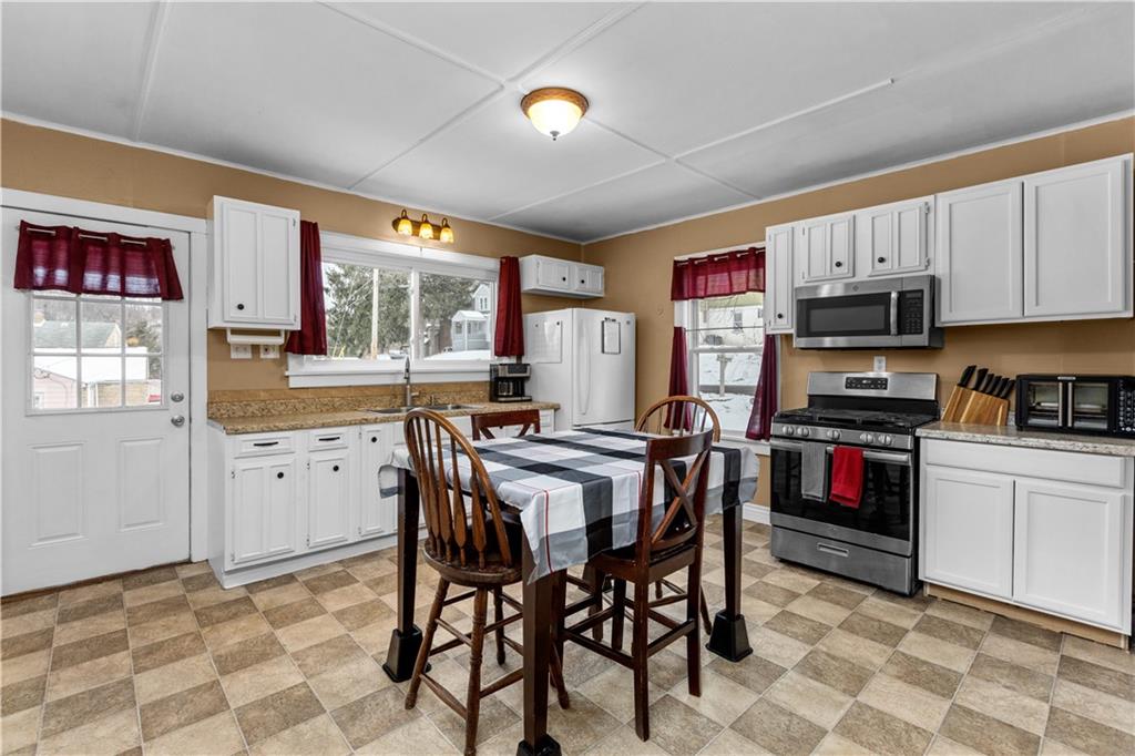32 Forest Road Ambridge, PA 15003 - Photo 10 of 30 Gallery Image 10
