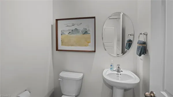 $360,990 | 3000 Middle Creek Lane, Greensboro, NC 27405