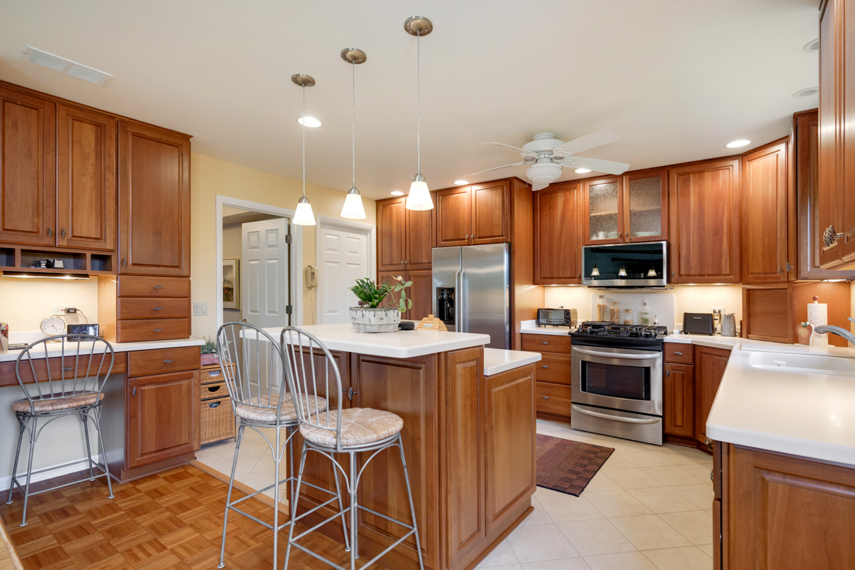 230 Yarmouth Road Elk Grove Village, IL 60007 - Photo 12 of 25