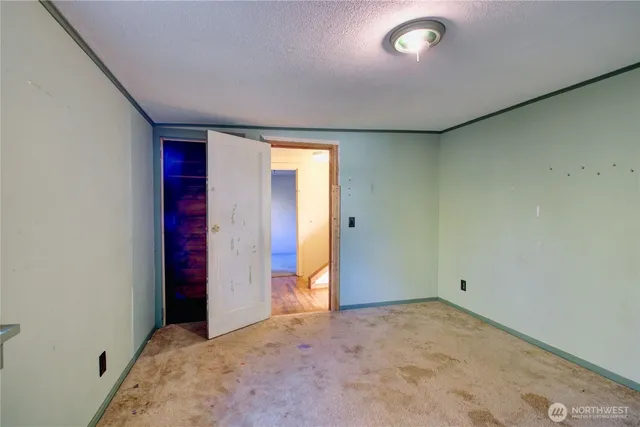 $314,900 | 1040 West Shady Lane, Oak Harbor, WA 98277