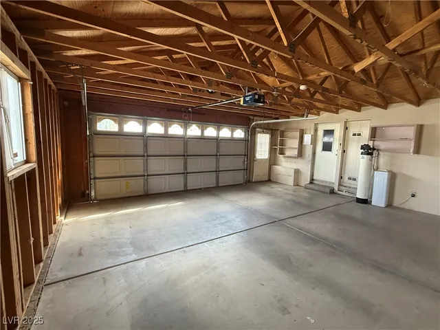 $299,888 | 525 Amethyst Avenue, Henderson, NV 89015