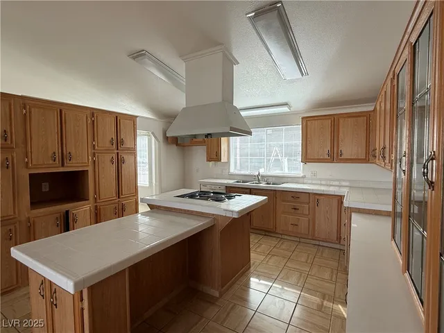 $299,888 | 525 Amethyst Avenue, Henderson, NV 89015