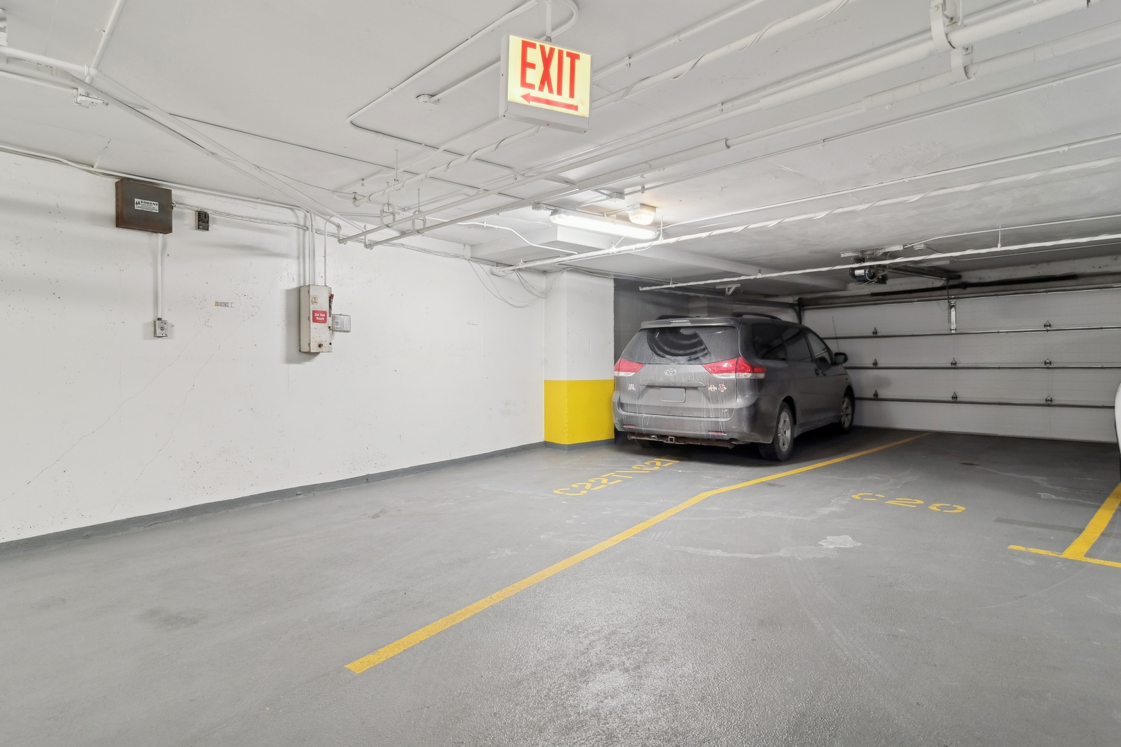 405 North Wabash Avenue, Unit C2122 Chicago, IL 60611 - Photo 2 of 2 a view of parking garage