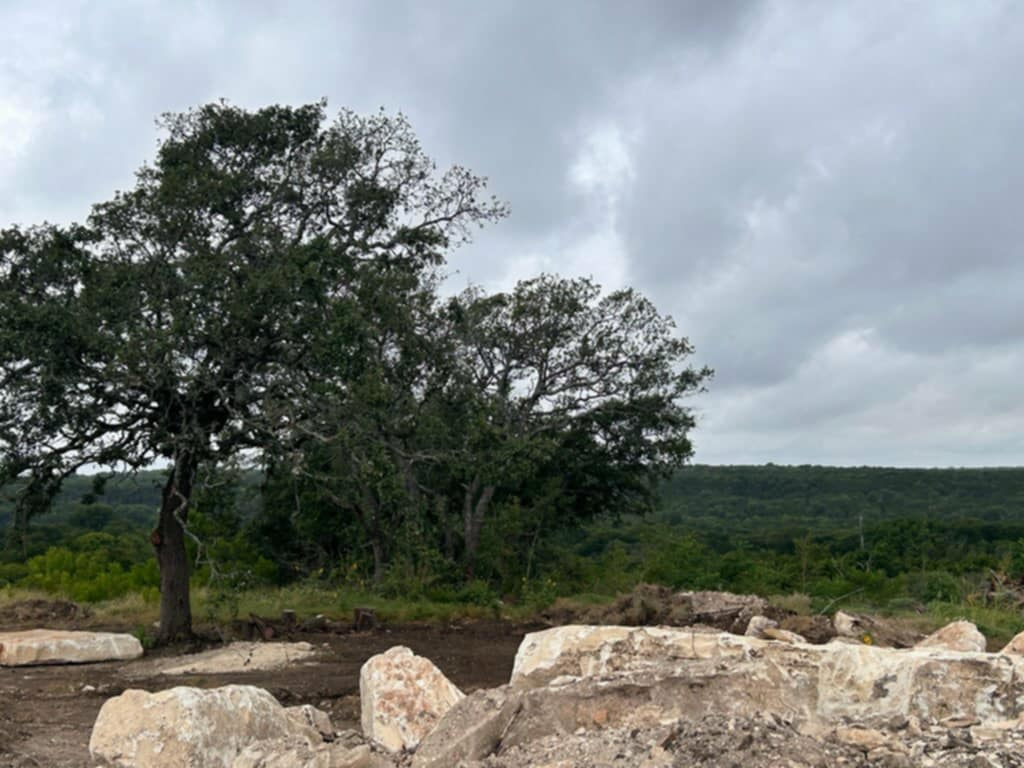 151 Bremond Road Belton, TX 76513 - Photo 2 of 5 a backyard of a house with lots of green space