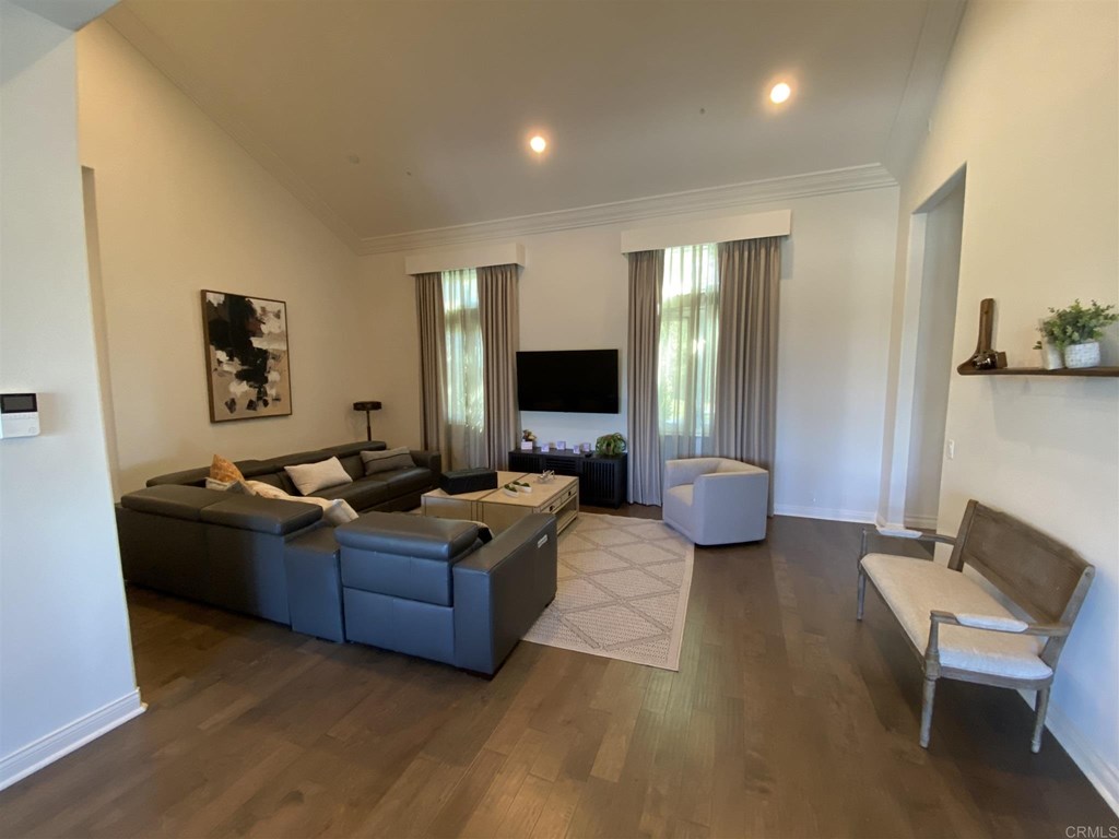 17698 Vista Rancho Santa Fe Ca Rancho Santa Fe, CA 92091 - Photo 4 of 21