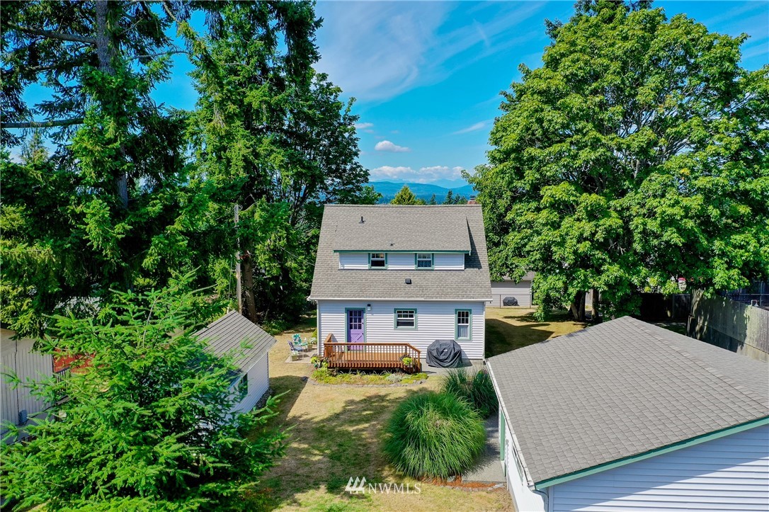 2014 Perry Avenue Bremerton, WA 98310 - Photo 2 of 24 Gallery Image 2