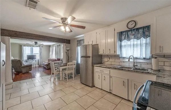 $130,000 | 201 Davis Drive, Pineville, LA 71360