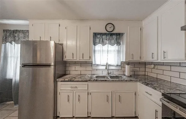 $130,000 | 201 Davis Drive, Pineville, LA 71360