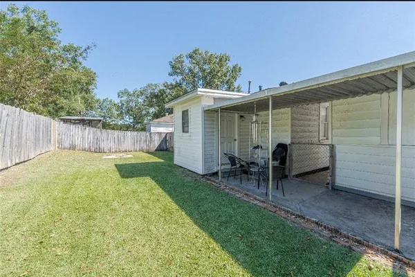 $130,000 | 201 Davis Drive, Pineville, LA 71360