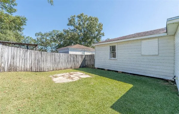 $130,000 | 201 Davis Drive, Pineville, LA 71360