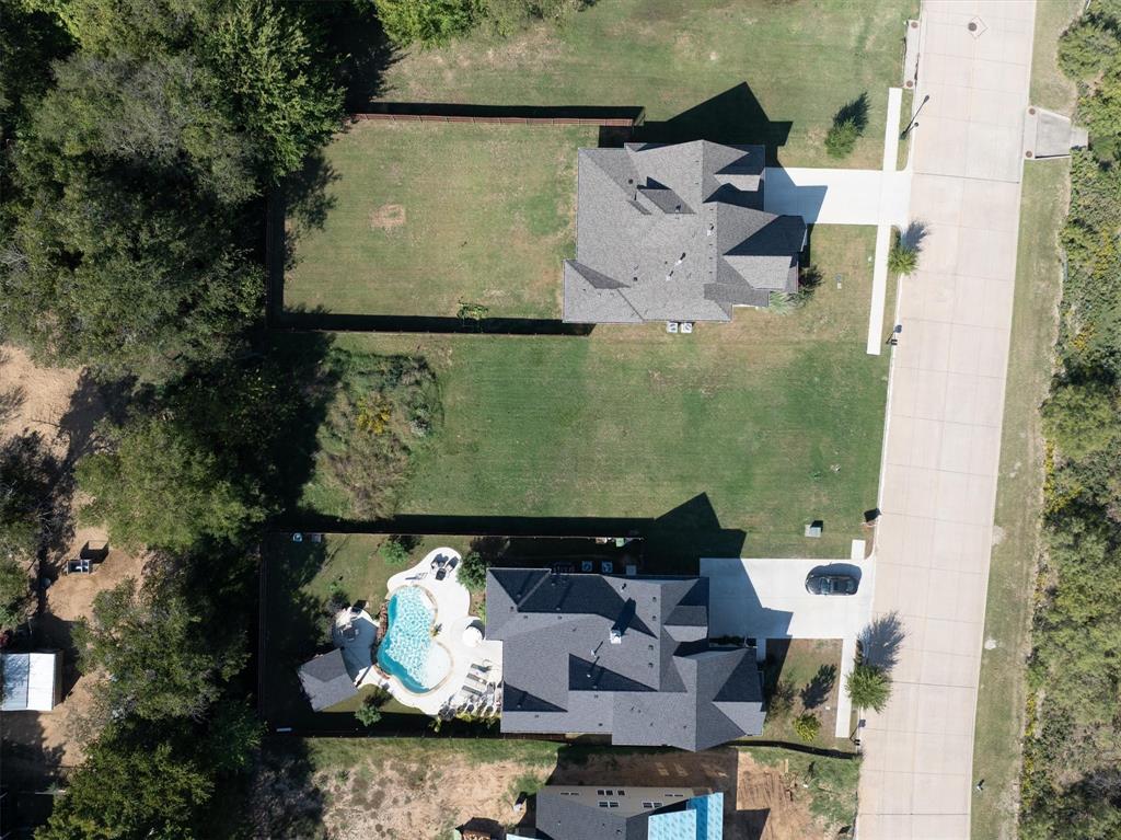 208 Village Way Argyle, TX 76226 - Photo 11 of 17