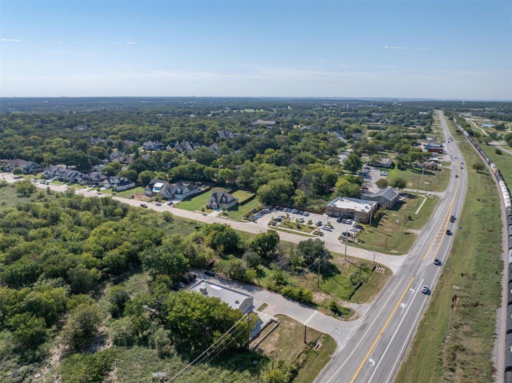 208 Village Way Argyle, TX 76226 - Photo 14 of 17