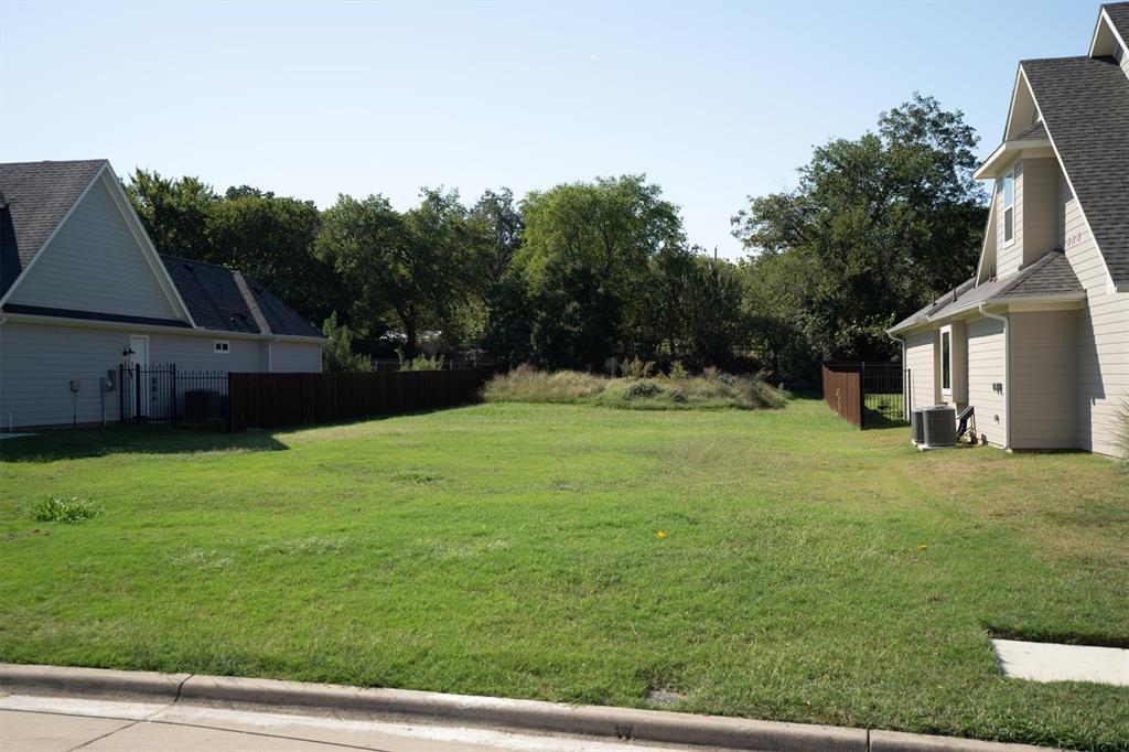 208 Village Way Argyle, TX 76226 - Photo 16 of 17