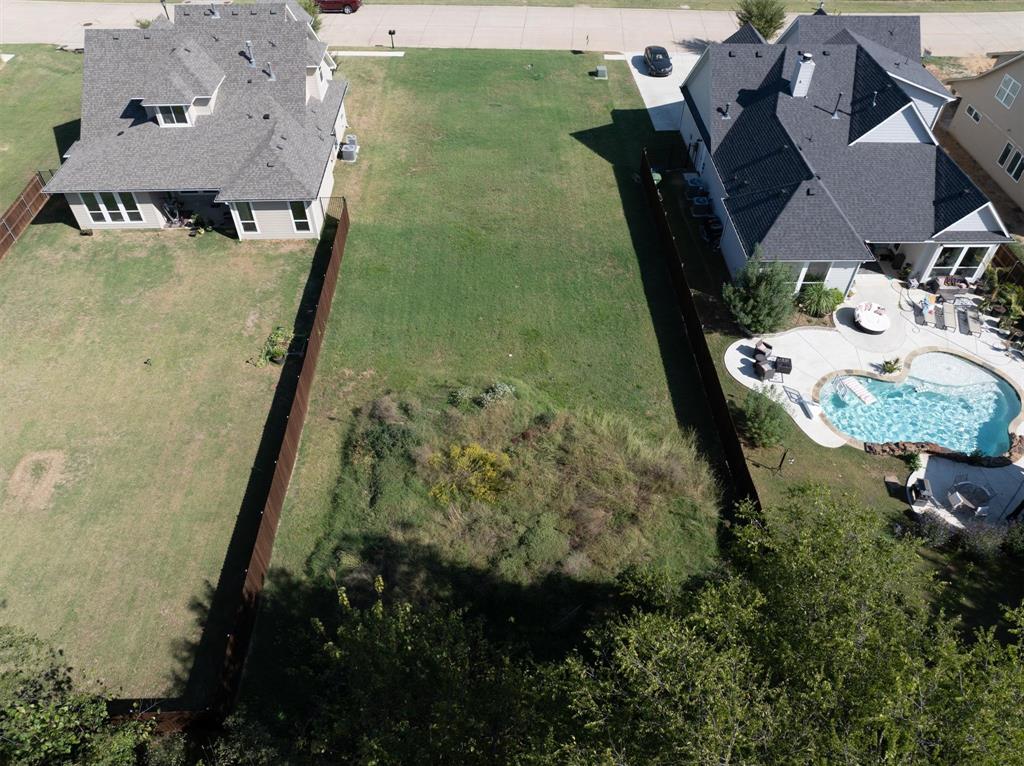 208 Village Way Argyle, TX 76226 - Photo 9 of 17