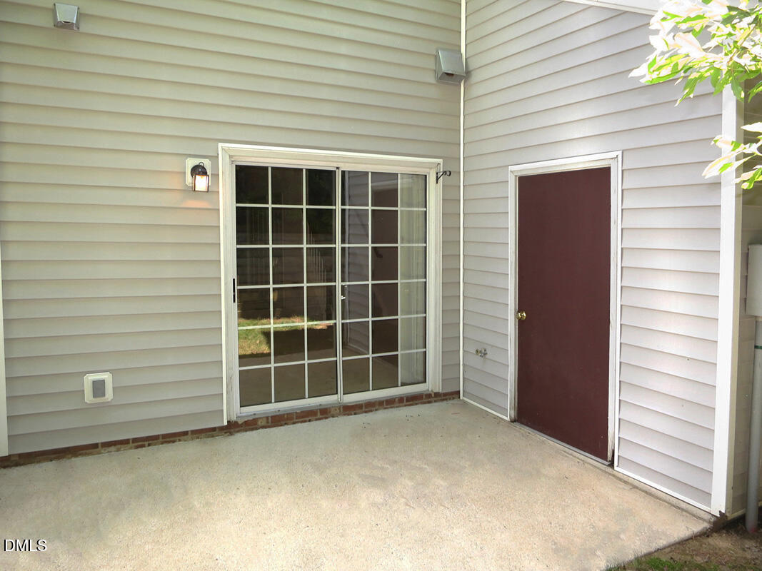 101 Rock Haven Road, Unit E502 Carrboro, NC 27510 - Photo 11 of 16 a view of an empty room with a window