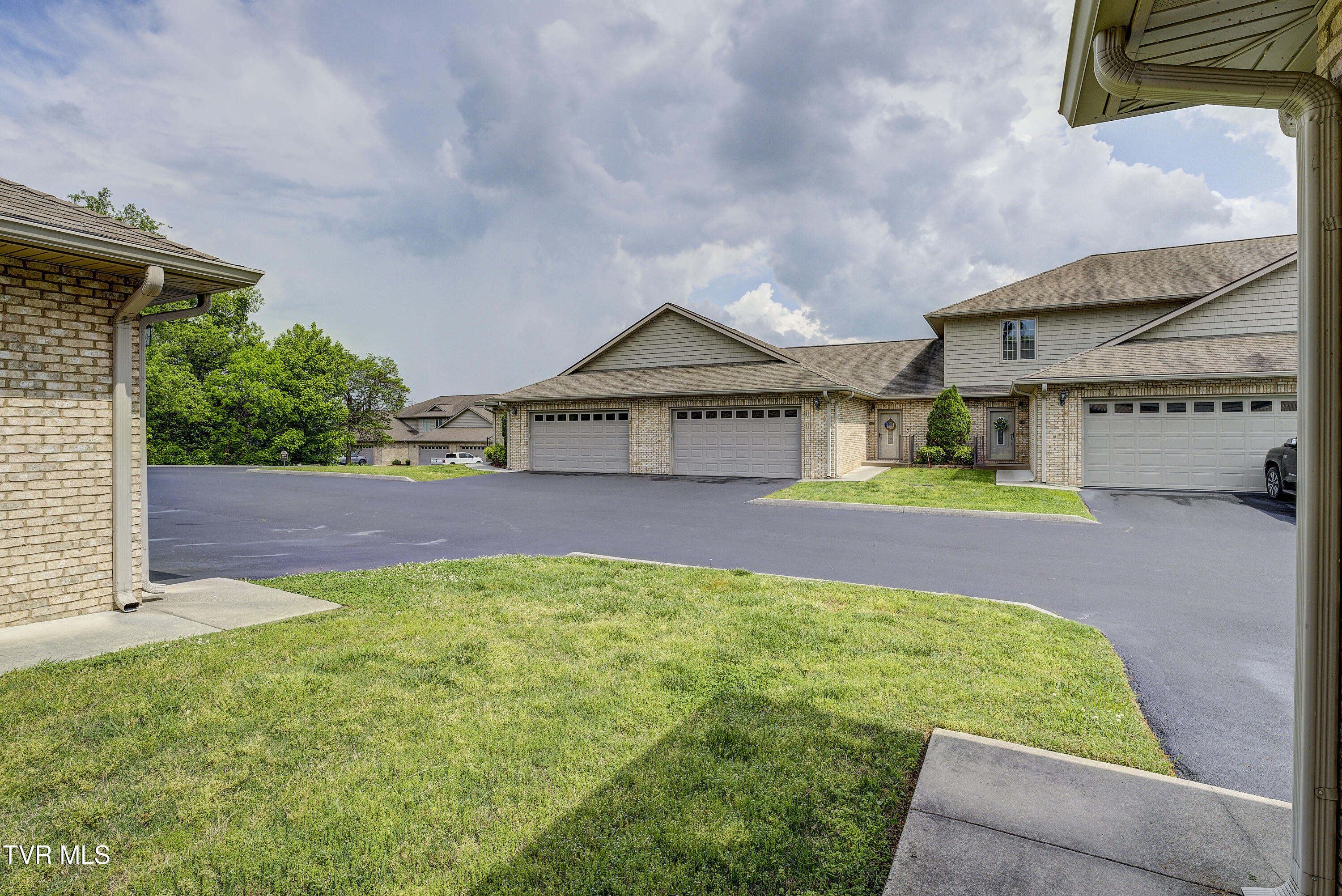 575 Boring Chapel Road, Unit 31 Johnson City, TN 37615 - Photo 2 of 50 BoringChapel31--40
