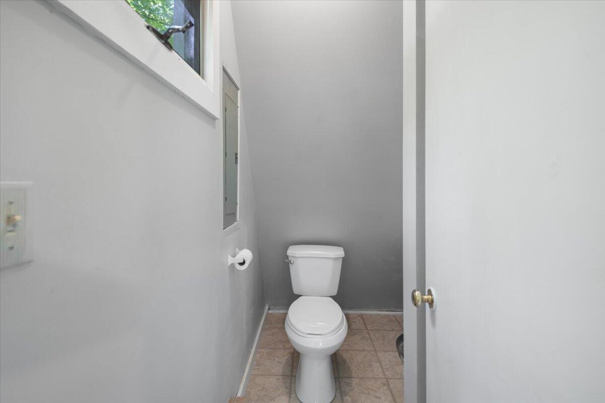 137 Harbor Road Naples, ME 04055 - Photo 19 of 43 20-137 Harbor Rd, Naples, ME-8