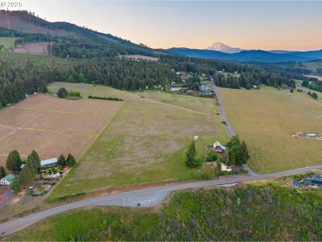 $3,900,000 | 11 Wess Road, Underwood, WA 98651