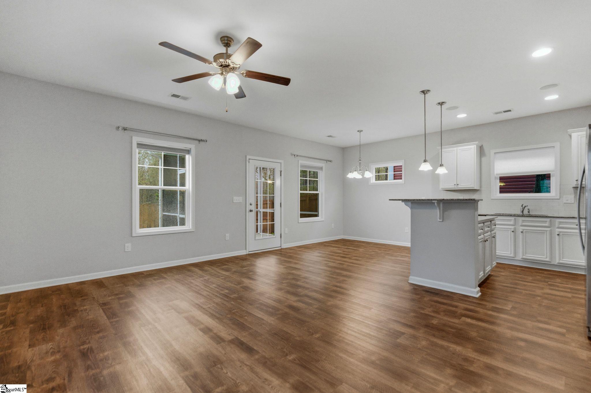 101 Wheaton Court Simpsonville, SC 29680 - Photo 13 of 37