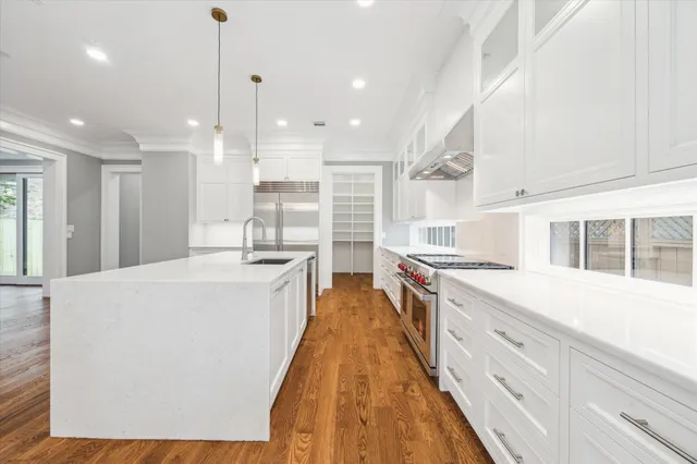 $2,680,000 | 2216 Tangley Street, Houston, TX 77005