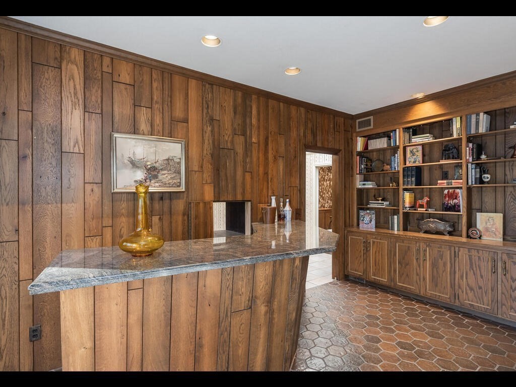321 Ardsley Road Longmeadow, MA 01106 - Photo 20 of 42 a view of kitchen with windows