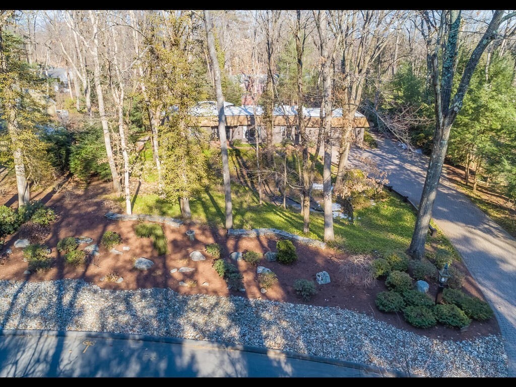 321 Ardsley Road Longmeadow, MA 01106 - Photo 6 of 42