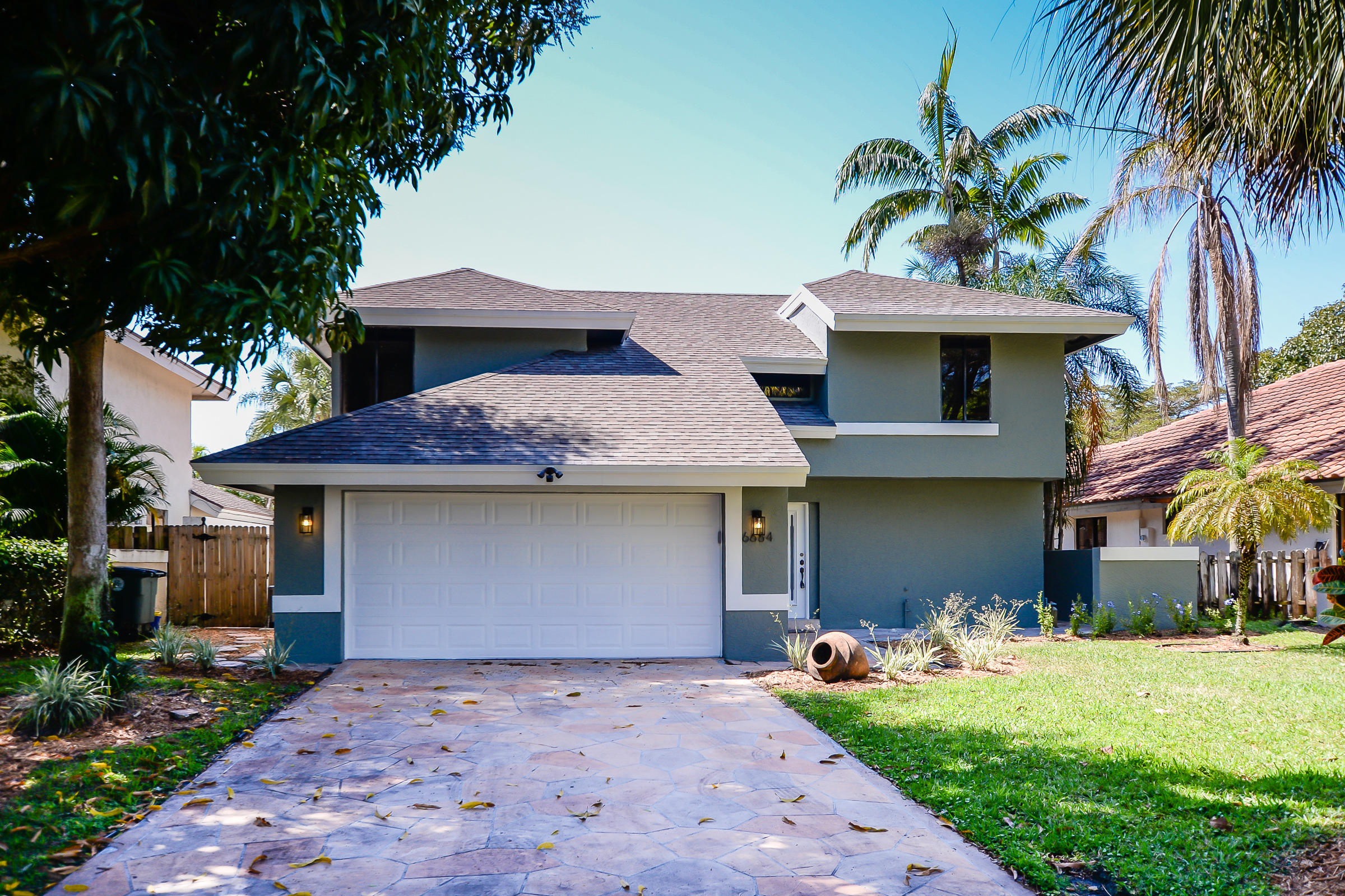 6684 Sweet Maple Lane Boca Raton, FL 33433 - Photo 1 of 54 01-LR-7653
