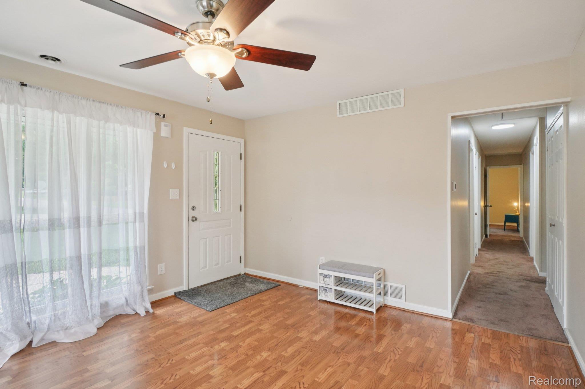 1096 Truwood Avenue Rochester, MI 48307 - Photo 17 of 23