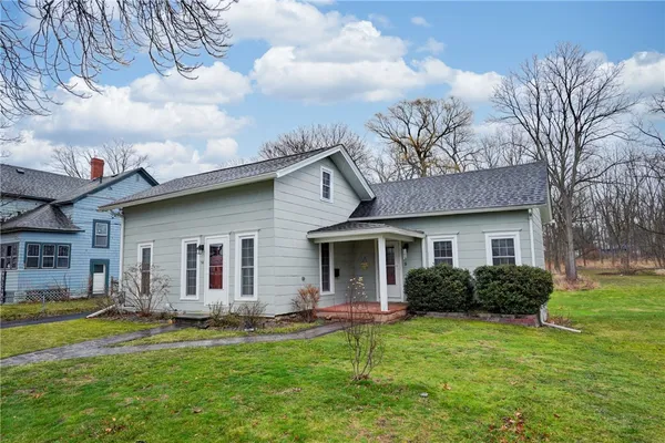 $219,900 | 50 Temple Street, Avon, NY 14414