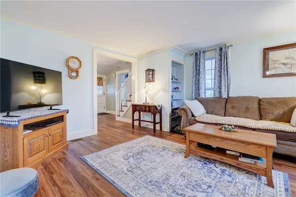 $219,900 | 50 Temple Street, Avon, NY 14414
