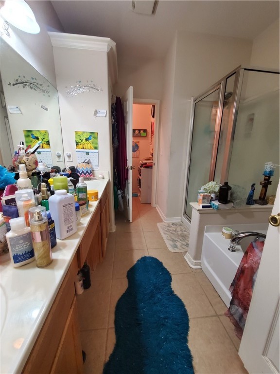 2602 Whirlwind Street Corpus Christi, TX 78414 - Photo 8 of 9 a living room with furniture and a couch