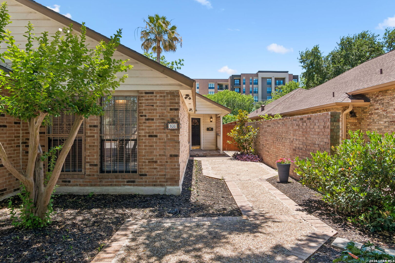 106 Hiler Road San Antonio, TX 78209 - Photo 4 of 35