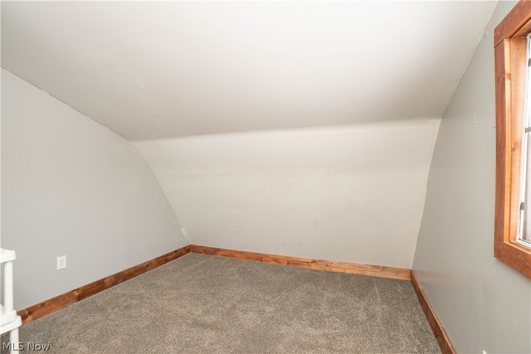 8178 Navarre Road Southwest Massillon, OH 44646 - Photo 21 of 40 Bedroom 3