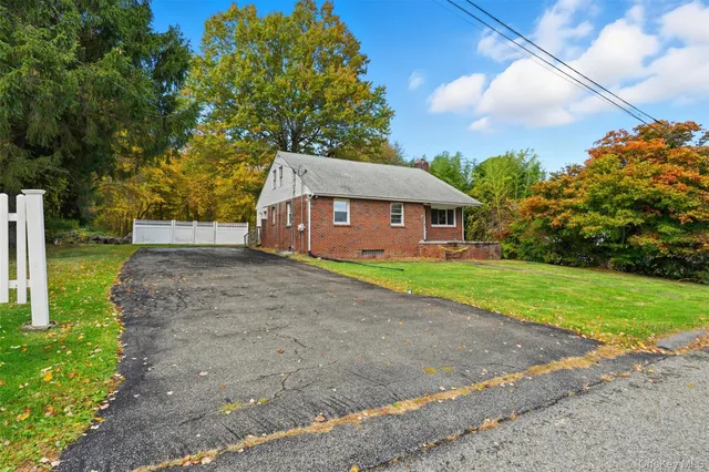 $469,000 | 137 Overlook Drive, Mahopac, NY 10541