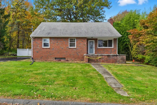 $469,000 | 137 Overlook Drive, Mahopac, NY 10541