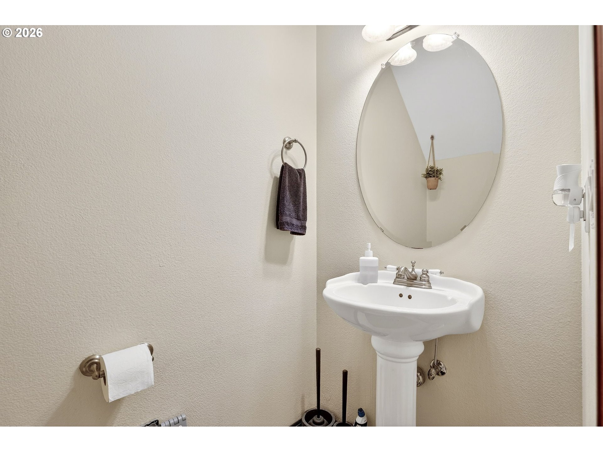 810 East 9th Street, Unit B5 Newberg, OR 97132 - Photo 9 of 21