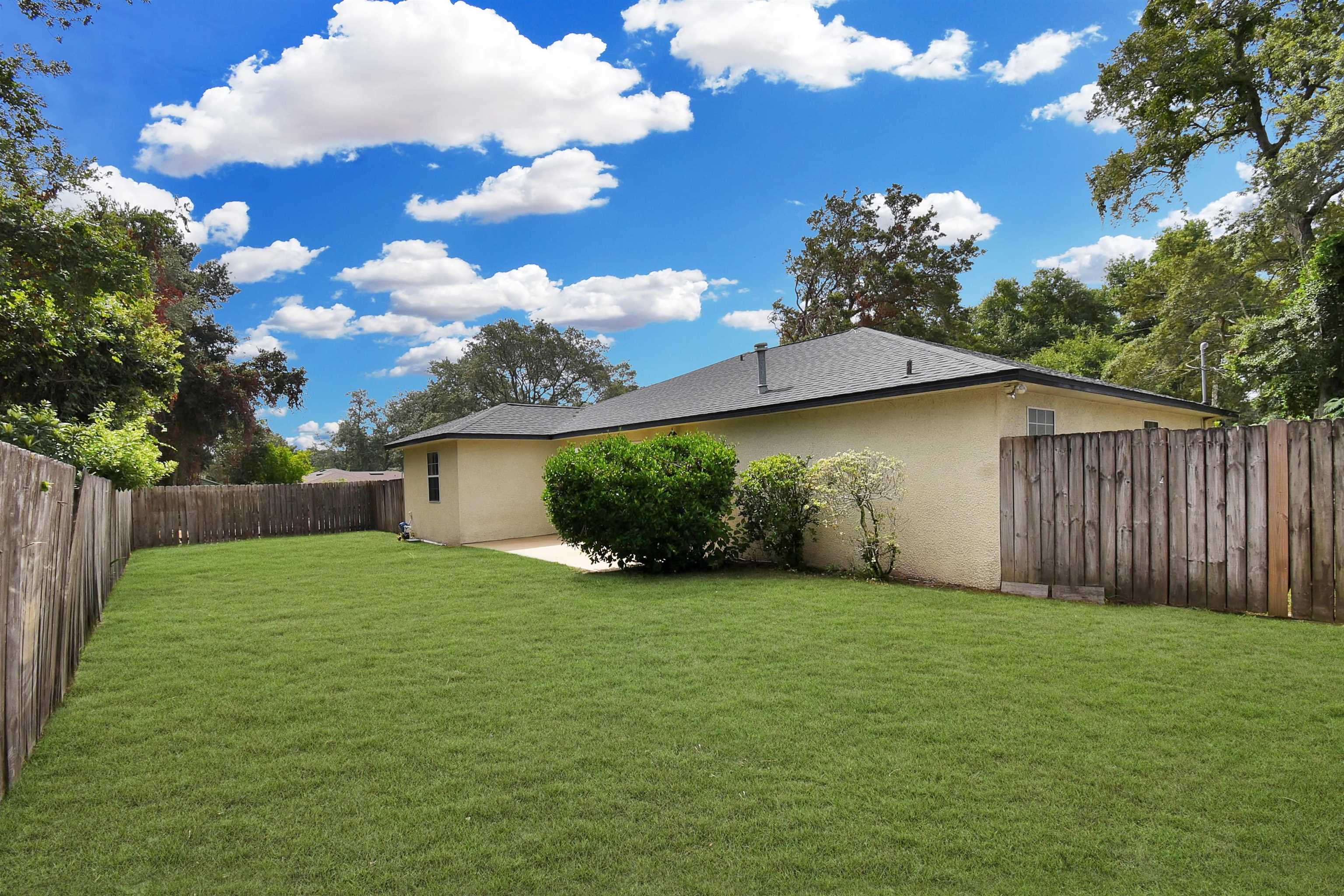 131 Osprey Road St. Augustine, FL 32086 - Photo 35 of 50 a view of a backyard of the house