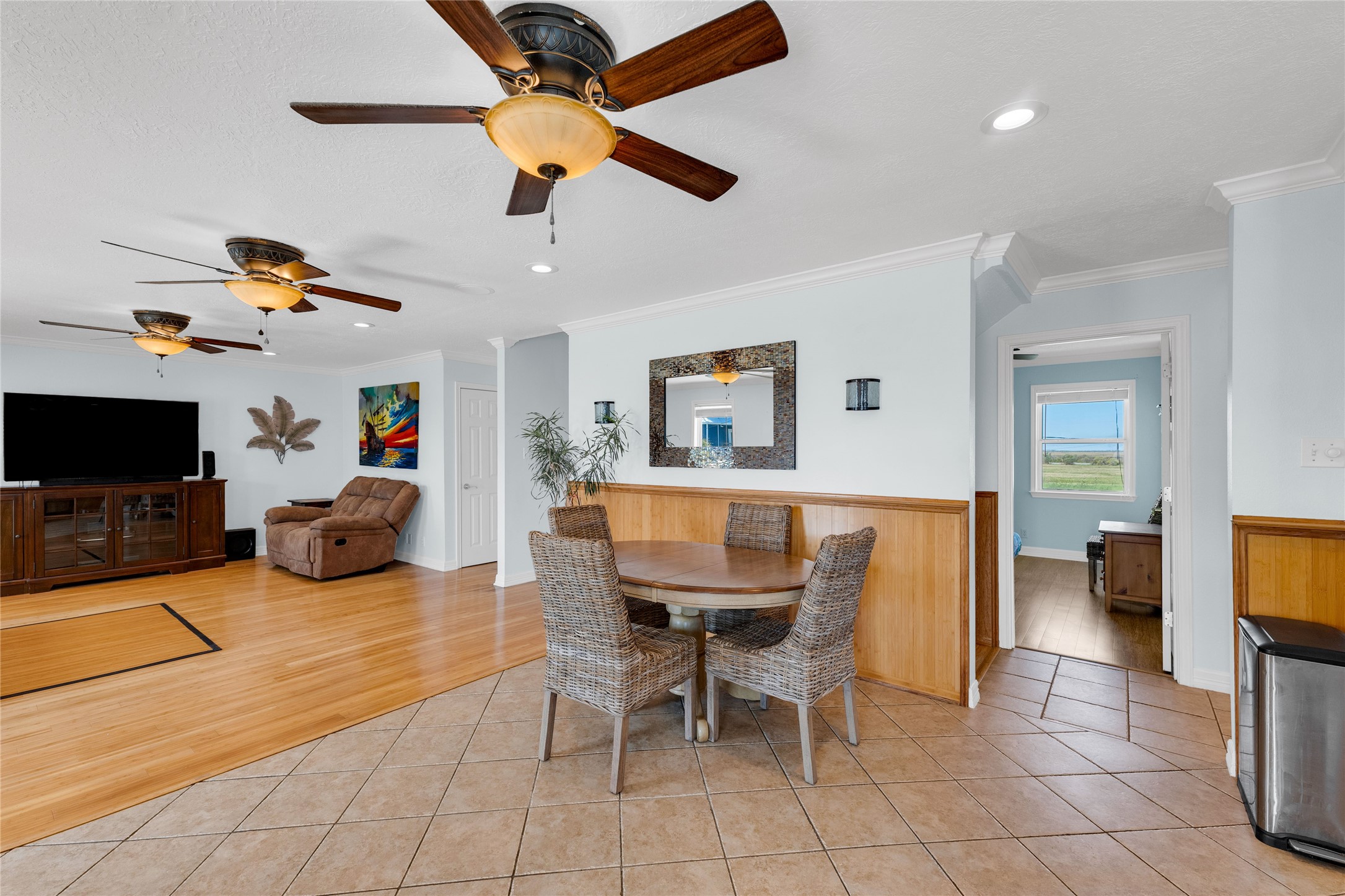 3321 Prides Way Crystal Beach, TX 77650 - Photo 16 of 50