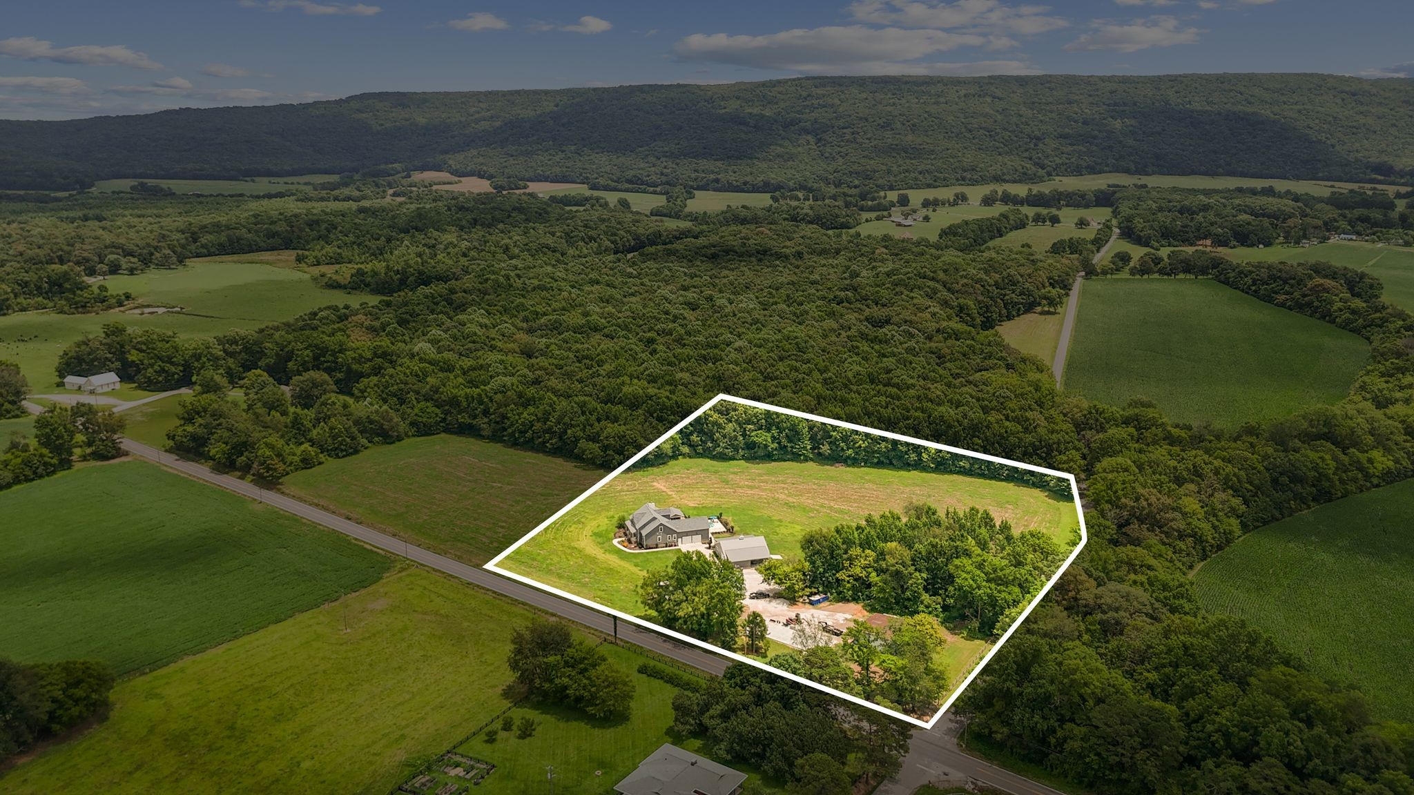 69 Meadows Road Hillsboro, TN 37342 - Photo 5 of 93