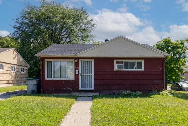 $94,900 | 6127 West Carmen Avenue, Milwaukee, WI 53218