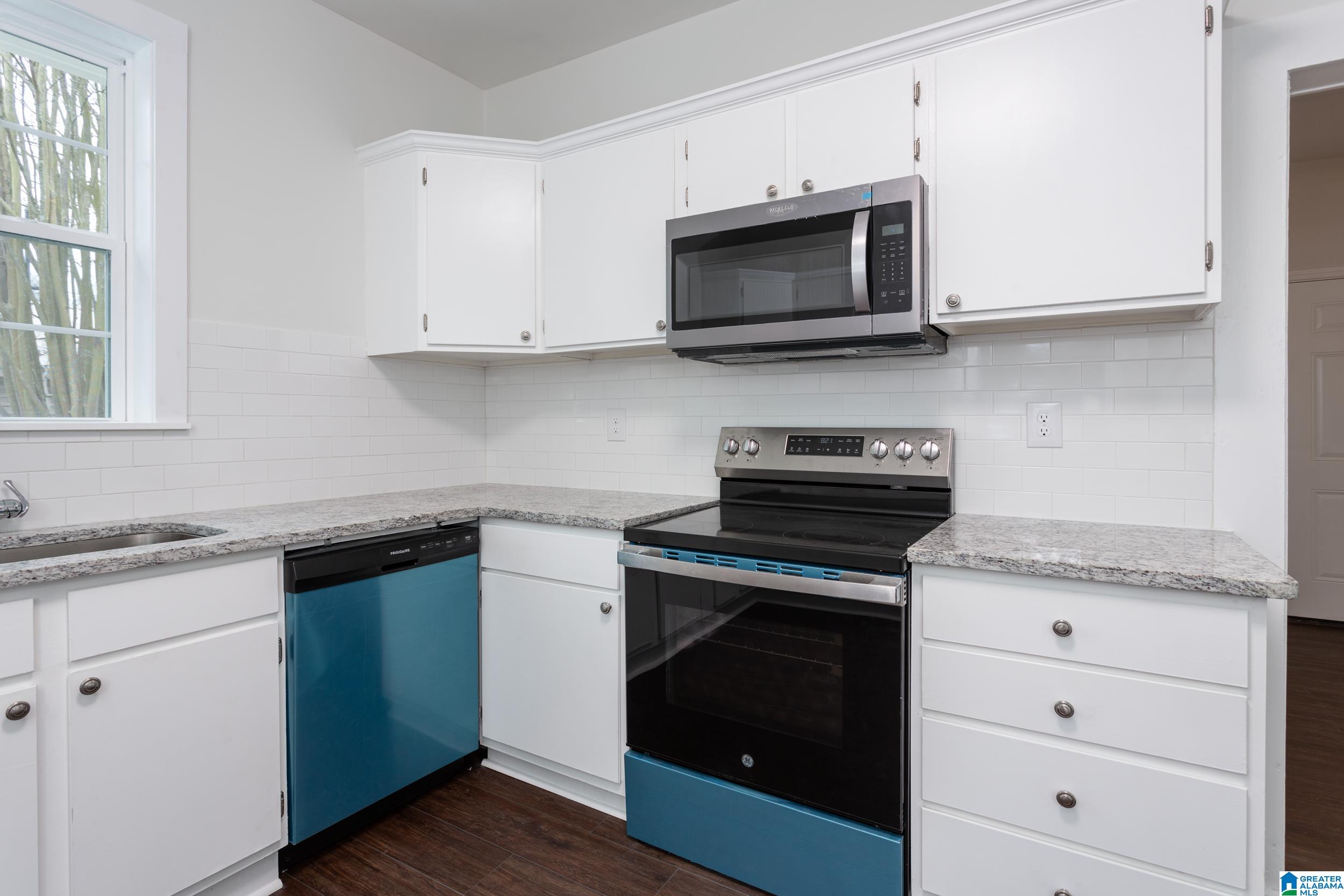 1788 Whitmire Street Northeast Leeds, AL 35094 - Photo 10 of 28