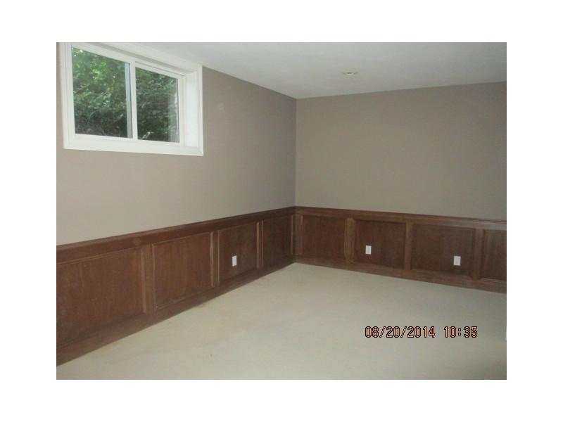 11072 Preservation Point Fishers, IN 46037 - Photo 14 of 17