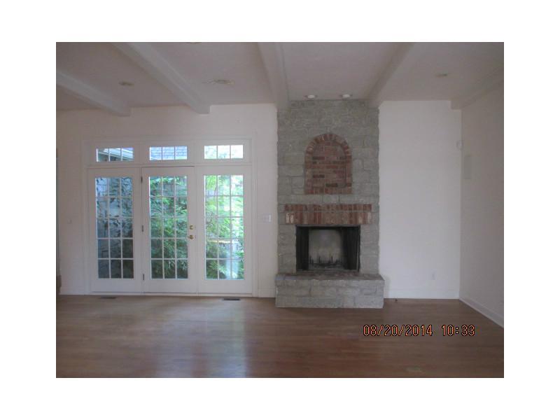 11072 Preservation Point Fishers, IN 46037 - Photo 6 of 17