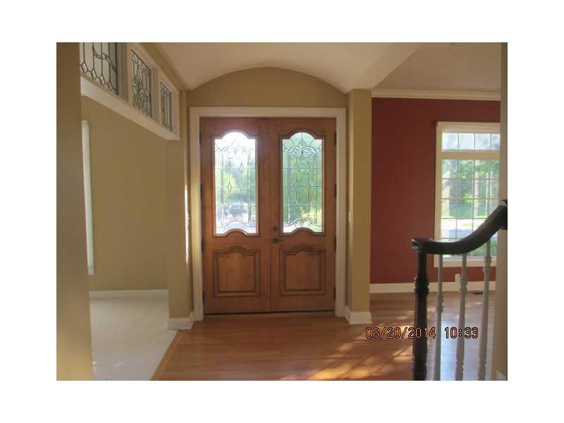 11072 Preservation Point Fishers, IN 46037 - Photo 8 of 17