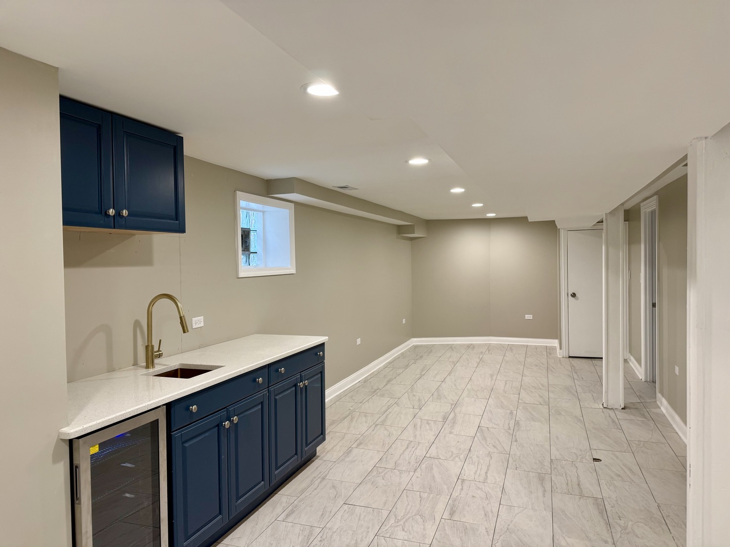 7945 South Perry Avenue Chicago, IL 60620 - Photo 7 of 30