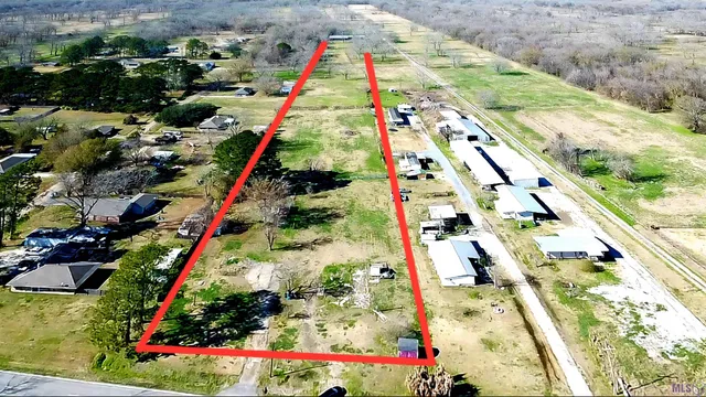 $110,000 | 15261-15245 Chenal Road, Jarreau, LA 70749