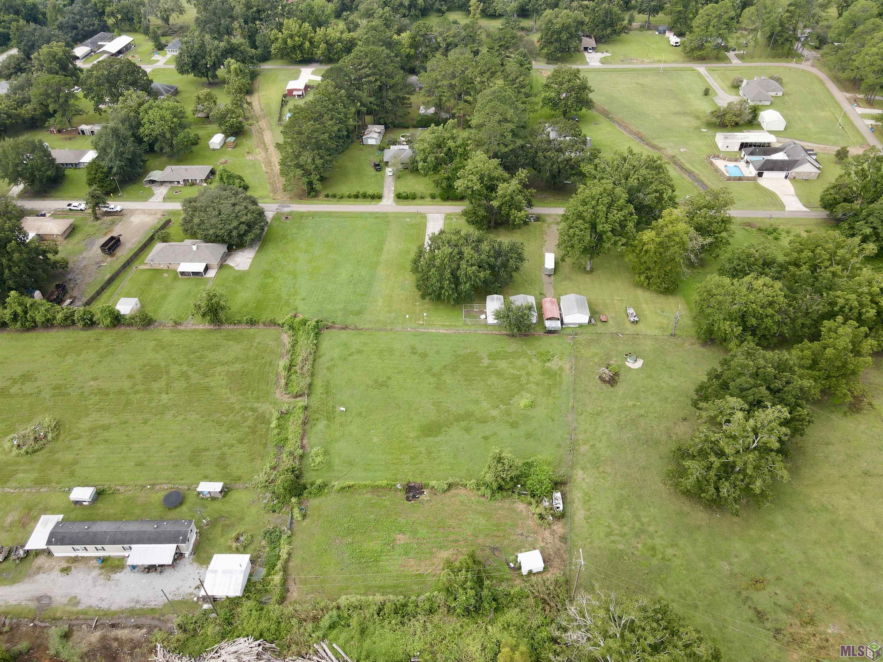 15261-15245 Chenal Road Jarreau, LA 70749 - Photo 3 of 7