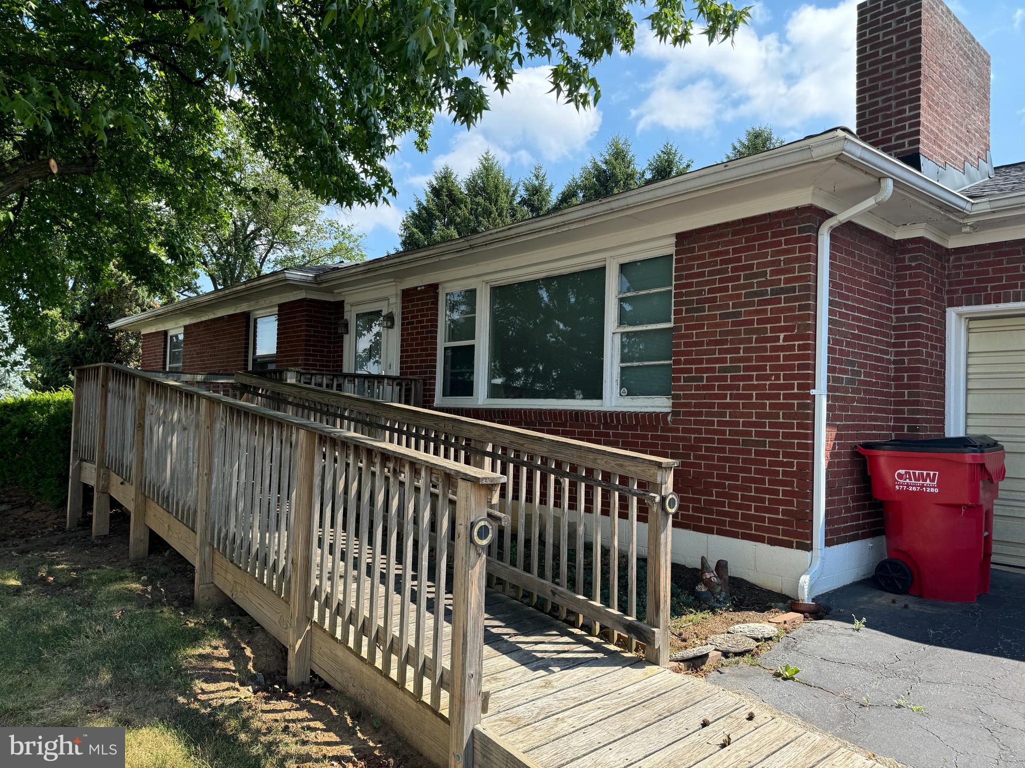 1612 Howell Road Hagerstown, MD 21740 - Photo 3 of 50