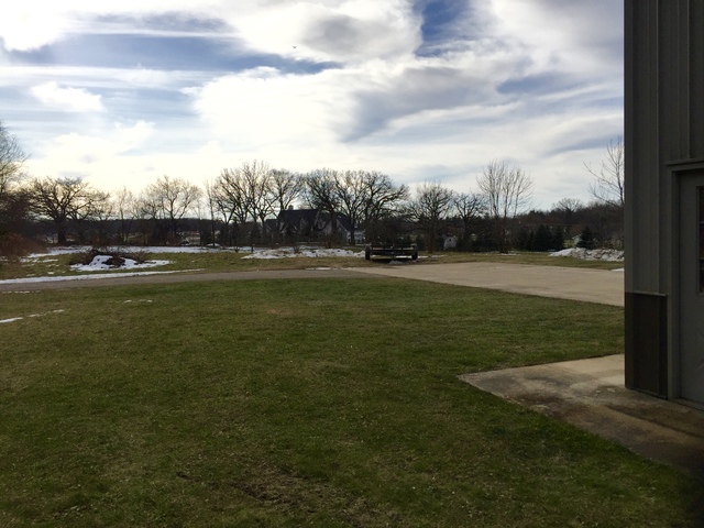 40-w565a Bowes Road Elgin, IL 60124 - Photo 5 of 7